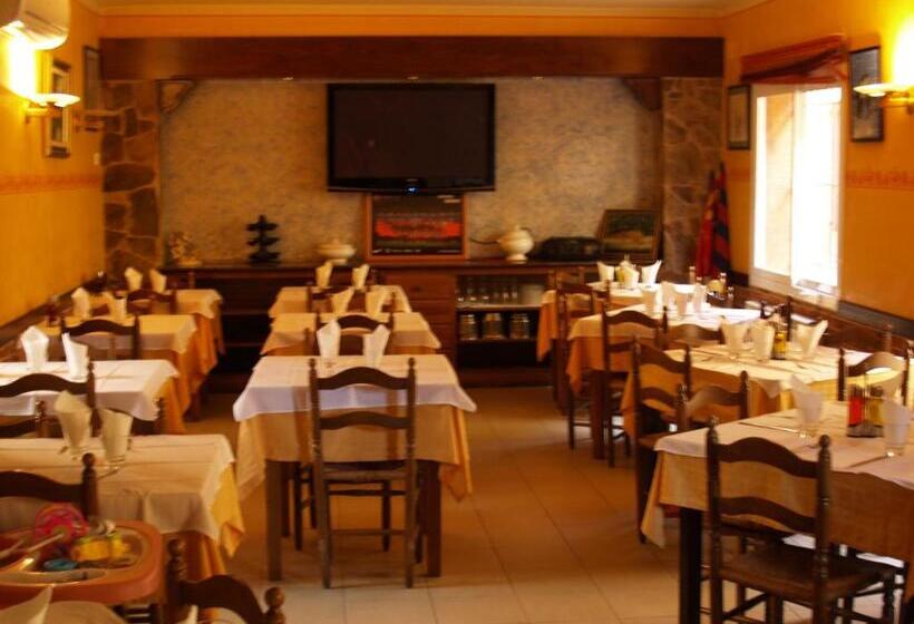 ペンション Hostal Barnes