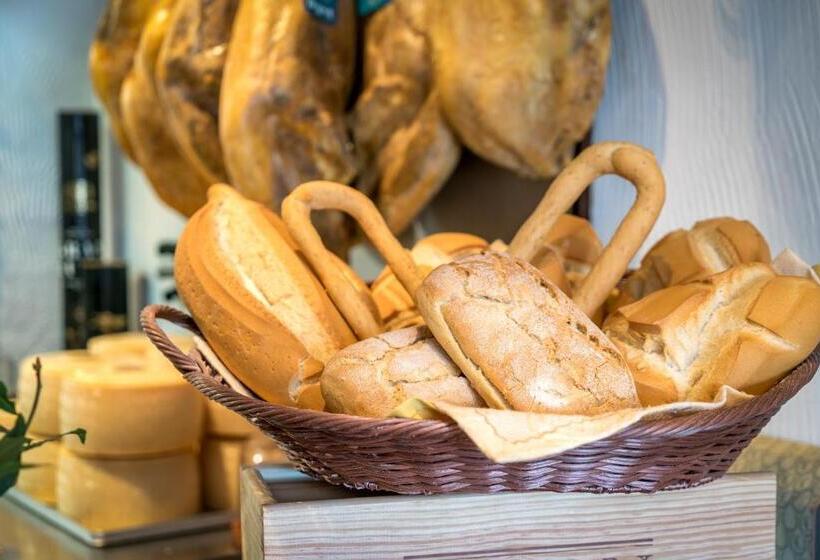 بنسيون Hostal El Puerto