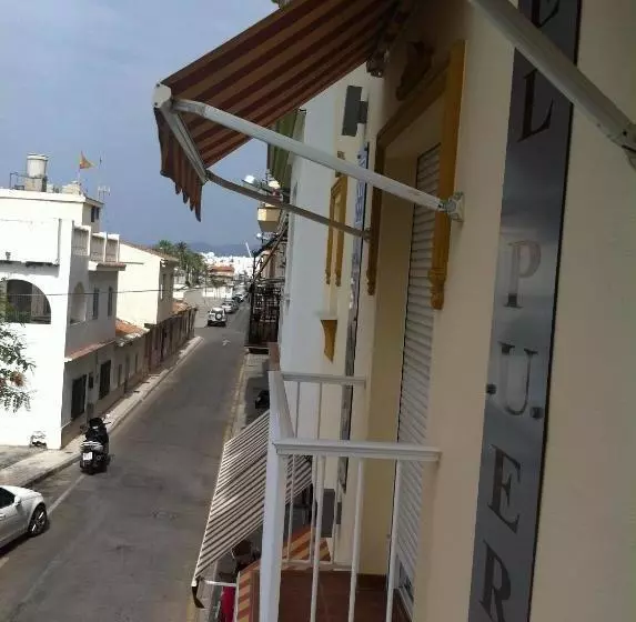 پانسیون Hostal El Puerto