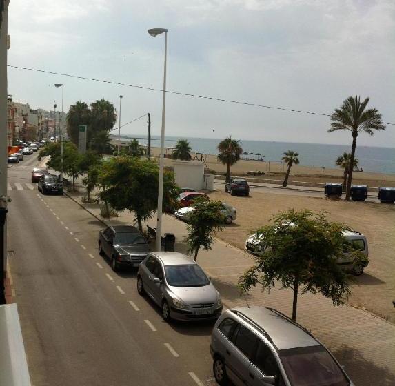 بنسيون Hostal El Puerto