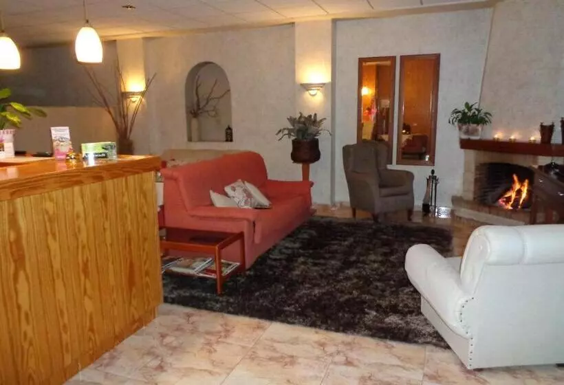 ペンション Hostal El Retiro