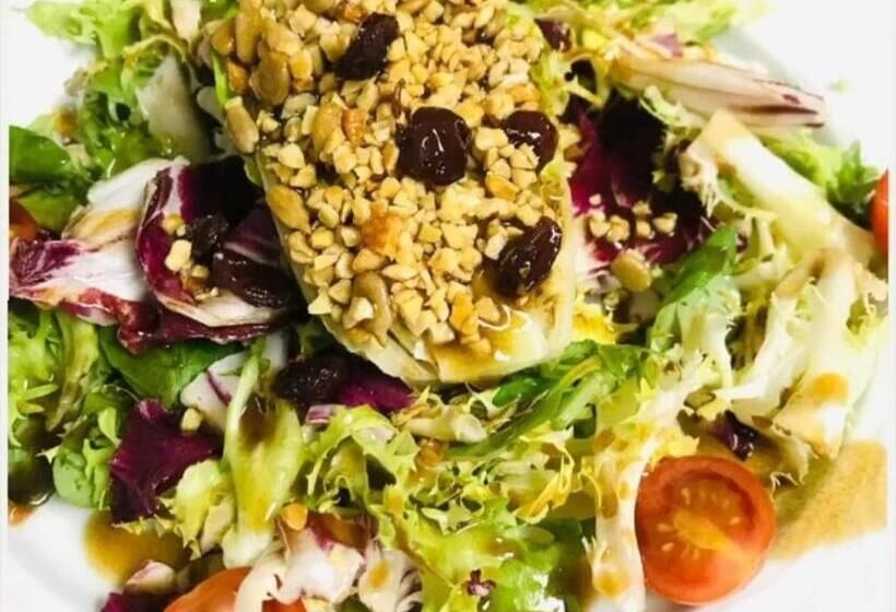 ペンション Hostal Jaufil