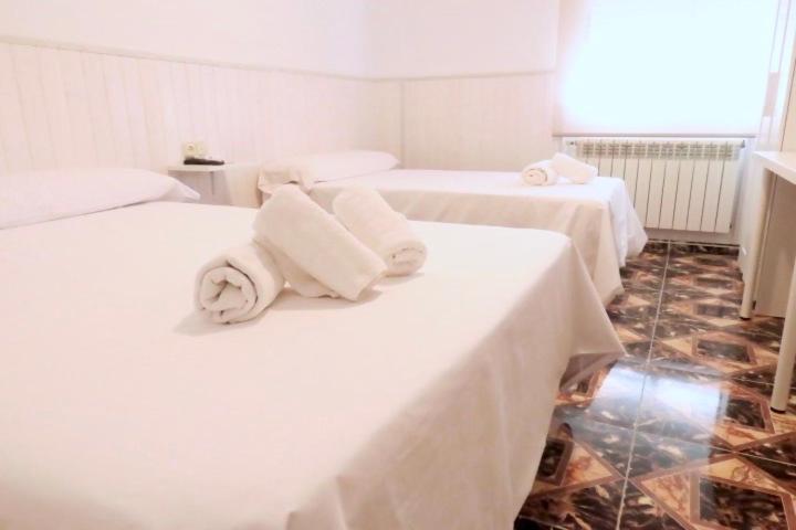 ペンション Hostal Jaufil