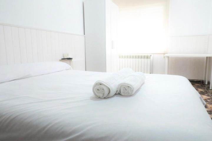 ペンション Hostal Jaufil