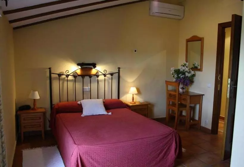 ペンション Hostal La Balquina