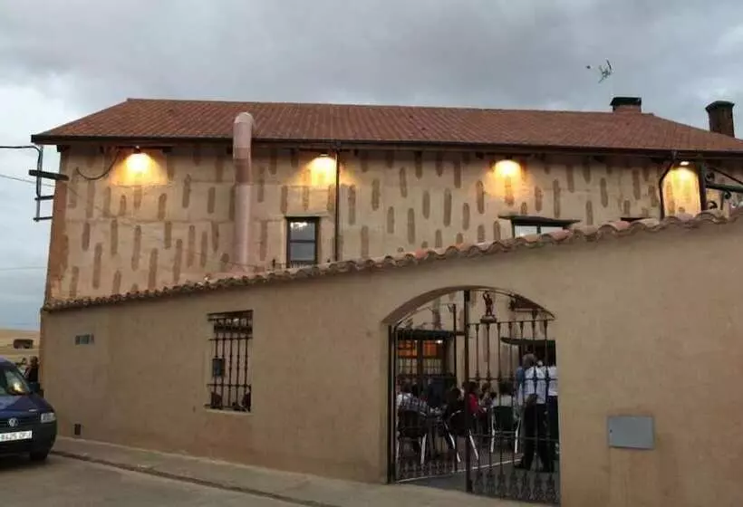 ペンション Hostal Los Oteros