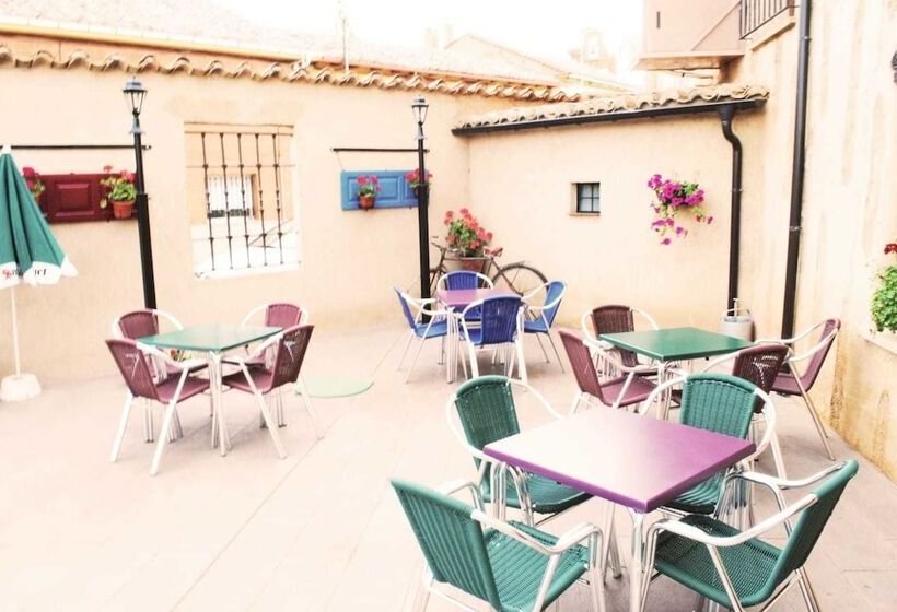 Pensão Hostal Los Oteros