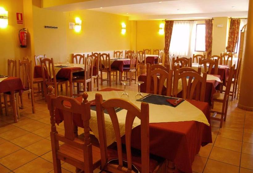 פנסיון Hostal Portell