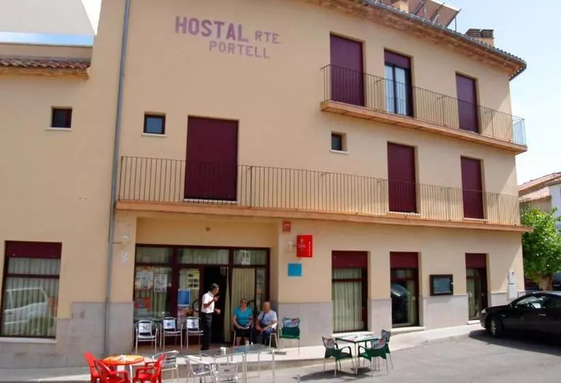 ペンション Hostal Portell