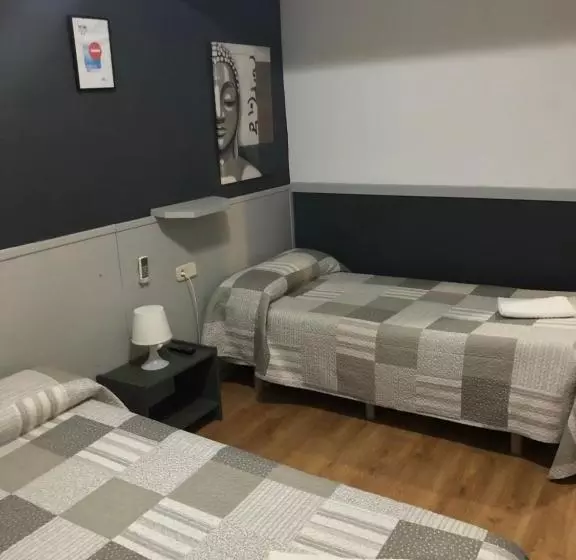 Majatalo Hostal Restaurante Avenida De Madrid