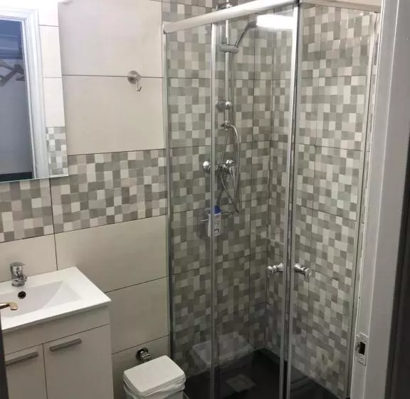 Majatalo Hostal Restaurante Avenida De Madrid