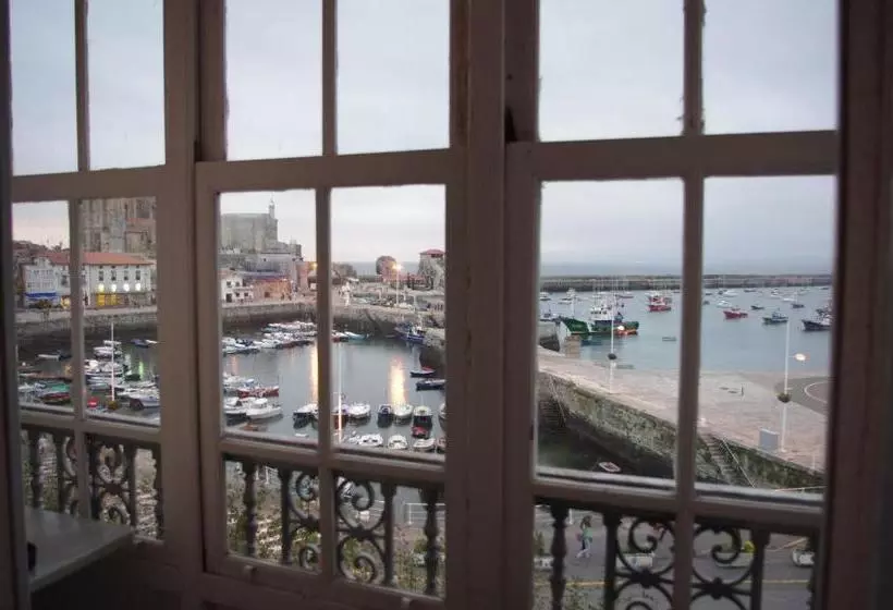 Pensión "la Marina"