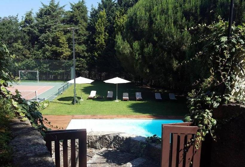 פנסיון Baiona Guesthouse