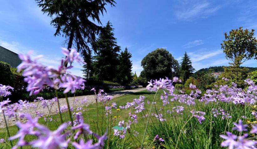 פנסיון Baiona Guesthouse