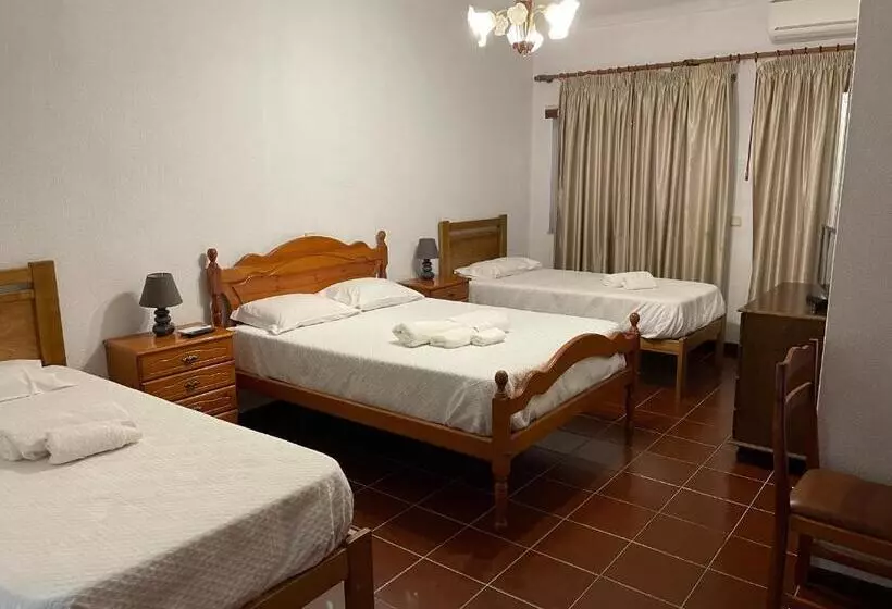 Majatalo Kualquer Koisa