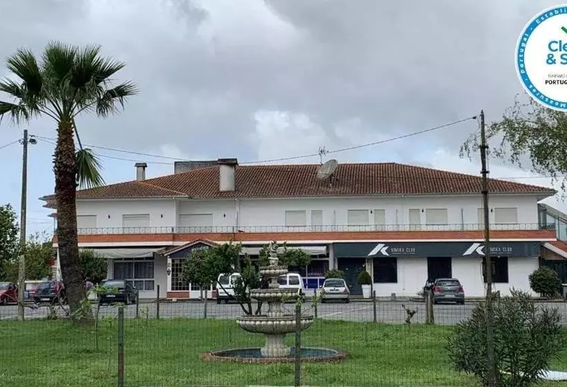 Majatalo Kualquer Koisa