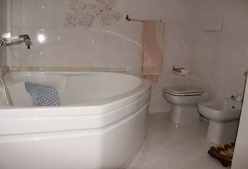 Hotelli Agriturismo Nonna Merj
