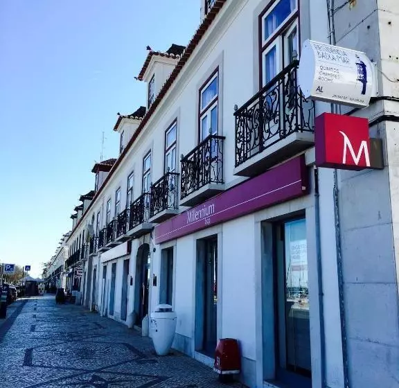ペンション Alojamento Baixa Mar