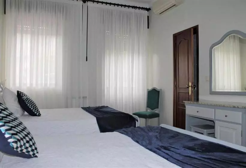 ペンション Residencial Clássico