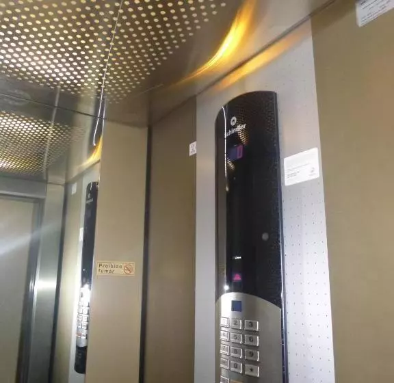 ペンション Residencial Clássico