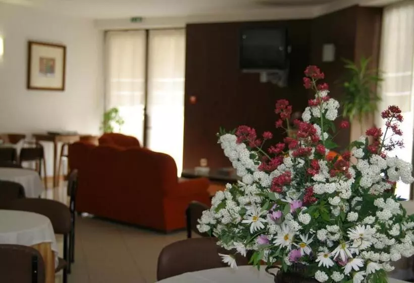 ペンション Residencial Clássico