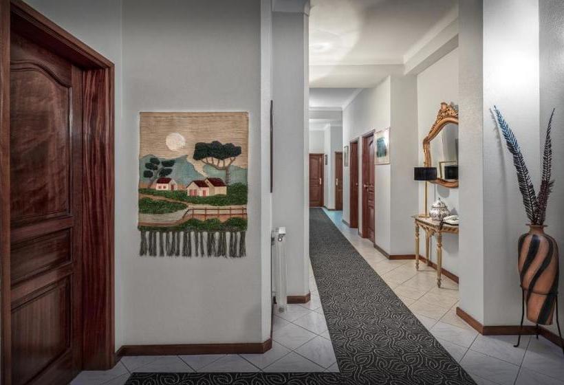 بنسيون Residencial Clássico