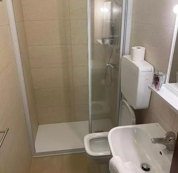 Retkeilymaja Locanda El Piron