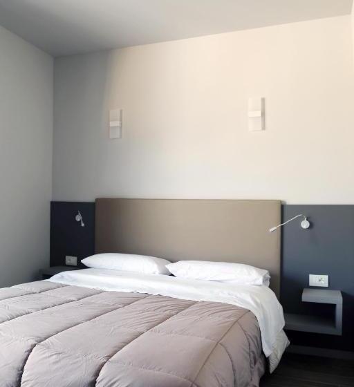 Пансион Donati Business Rooms