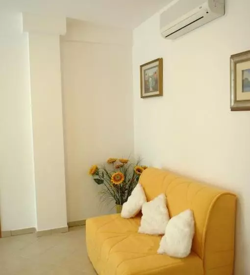 Residence Meeting