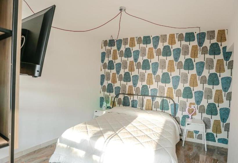 تختخواب و صبحانه Il Giardinetto   Volcano