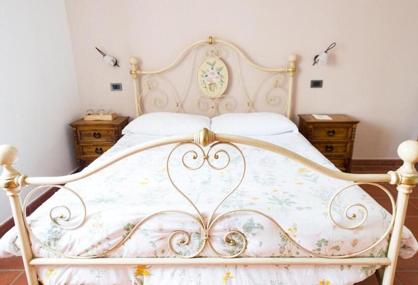 호텔 Agriturismo La Corte Del Lupo