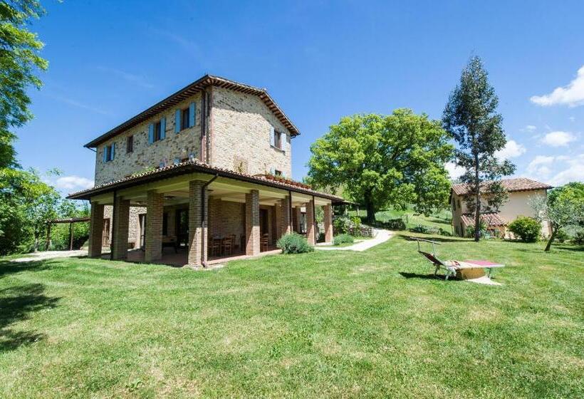 호텔 Agriturismo La Corte Del Lupo