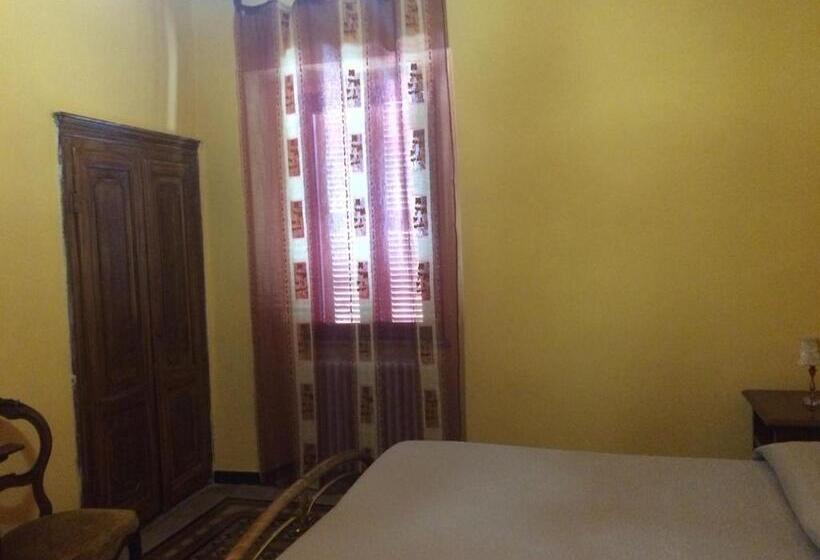 ホテル Agriturismo Ristorante Albachiara