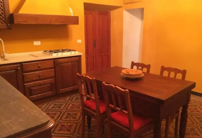 ホテル Agriturismo Ristorante Albachiara