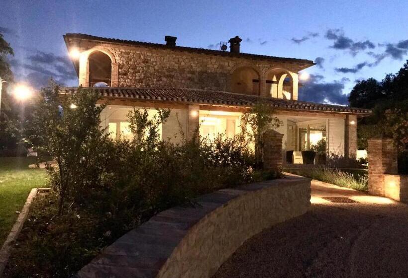 هتل Agriturismo Fattoria Di Monticello