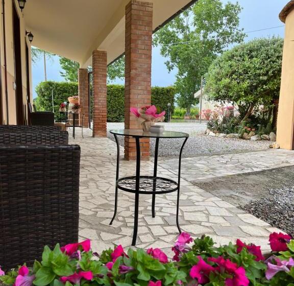 בית מלון כפרי Agriturismo Santa Lucia