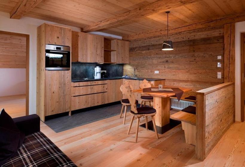 Отель Bruggerhof Prags