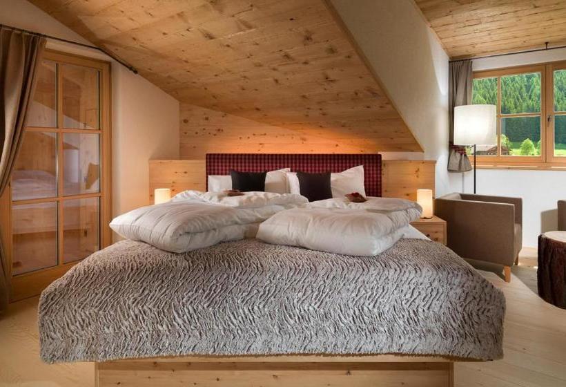 Отель Bruggerhof Prags