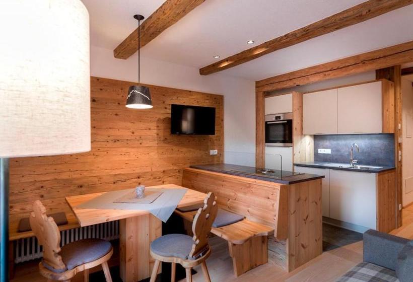 Отель Bruggerhof Prags