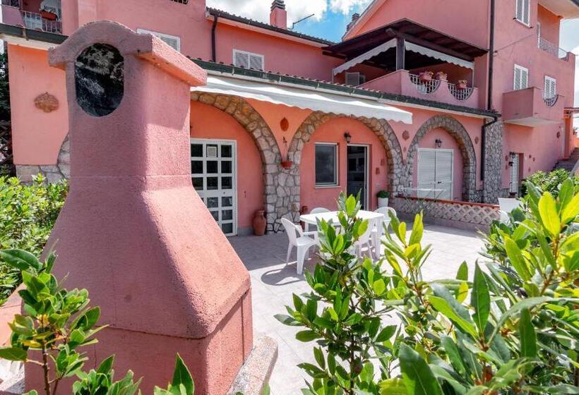 فندق Casale Gli Ulivi