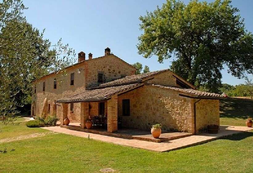 Отель Il Molinaccio Di Montepulciano