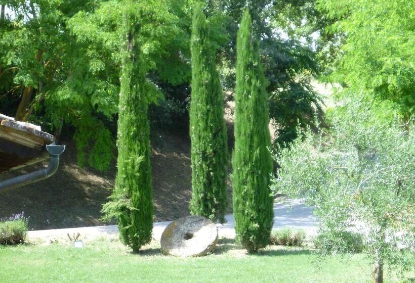 Отель Il Molinaccio Di Montepulciano