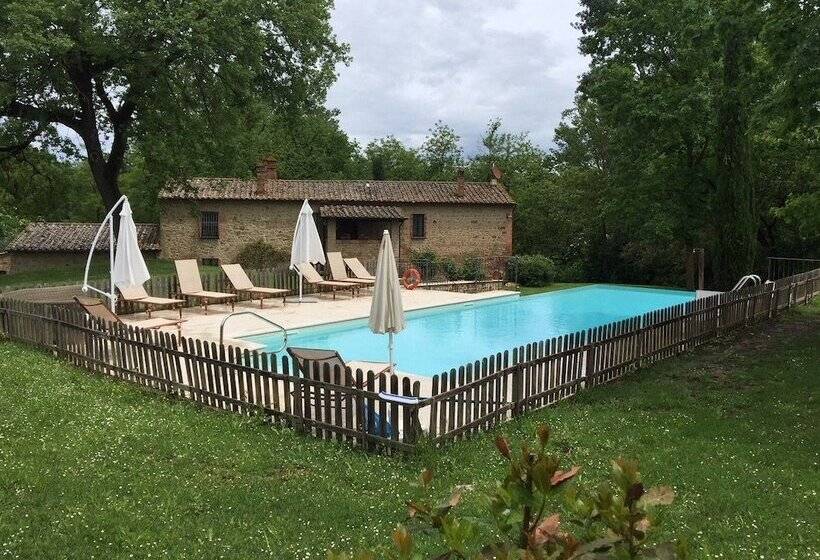 Отель Il Molinaccio Di Montepulciano