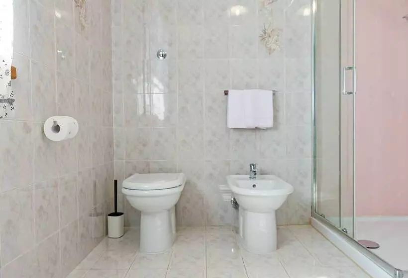 Hotelli Villa Mandrioli