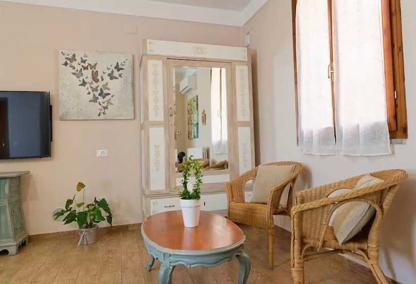 Hotelli Villa Mandrioli