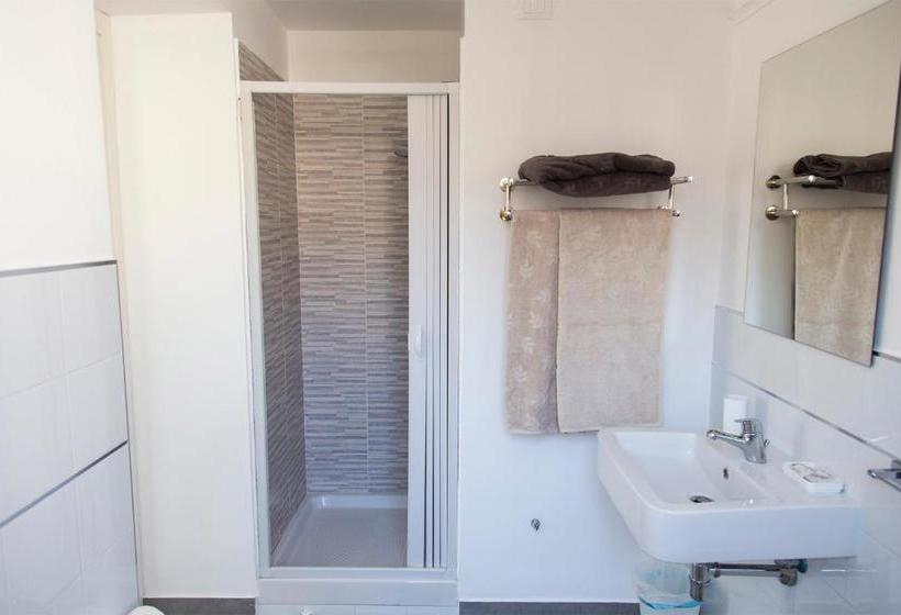 بنسيون La Chambre