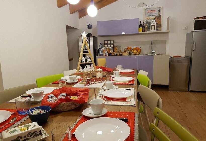 פנסיון Le Stanze Del Trenino Rosso