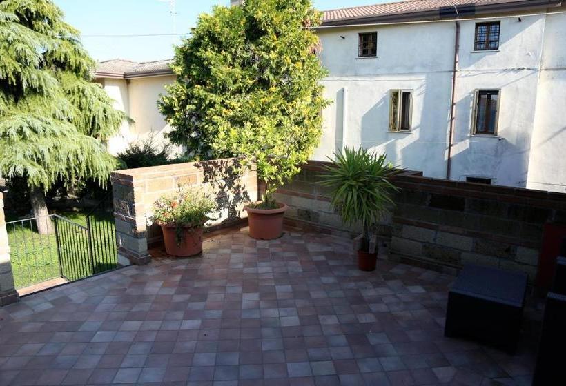 הוסטל La Busa Camere E Trattoria