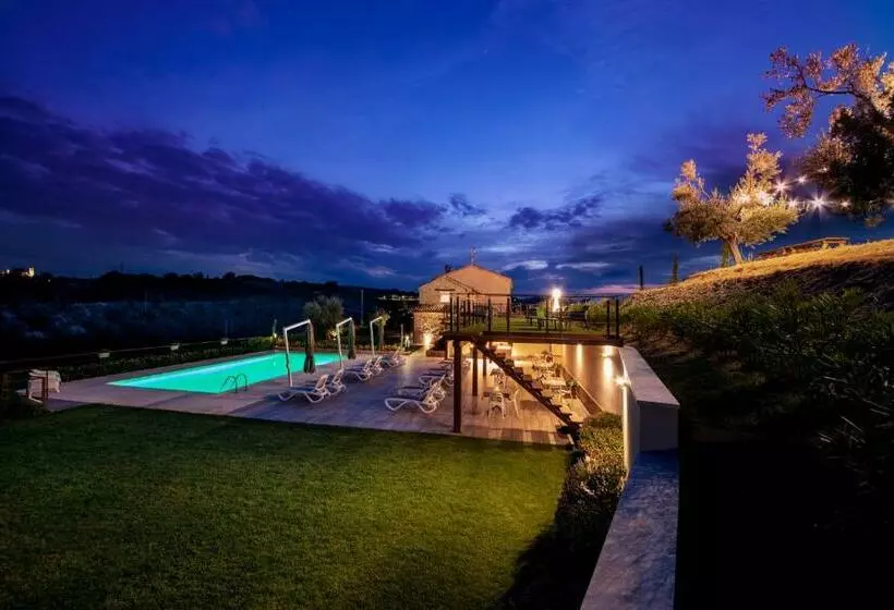 Hotelli Agrirelais Collelago