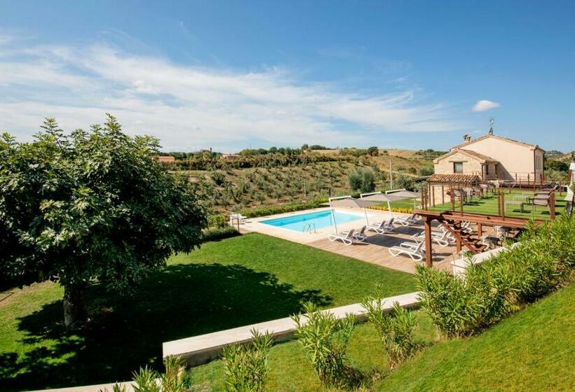 فندق Agrirelais Collelago